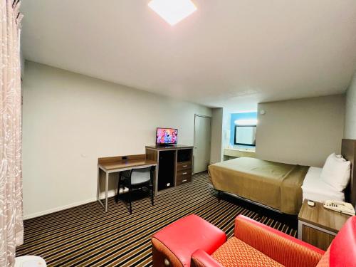 Suite 16 Motel - image 9