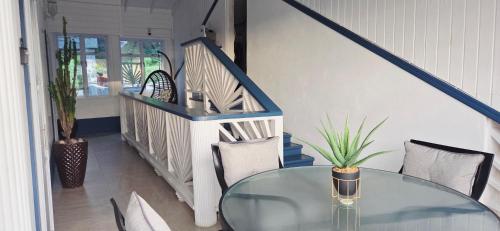 Martha's House Audi in โซเฟรียร์