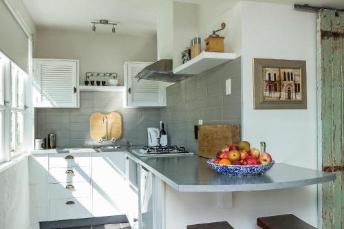 Kitchen, Woodside Bed and Breakfast in Tuamarina