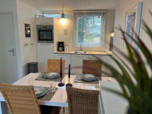 מתקני המלון, Retreat near Sint Maartenszee Beach in שאגן