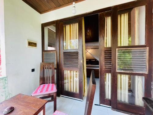 D n A secret Palace, Tangalle