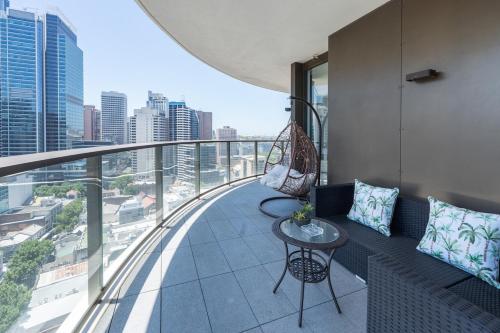 Luxury level 23 retreat - 1 min to Darling Harbour - main image