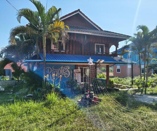 Ripples Guesthouse and Sky Bar in Koh Rong Sanloem