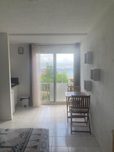 Studio PeTiT CoCon Anse Mitan Trois Ilets in Les Trois Ilets