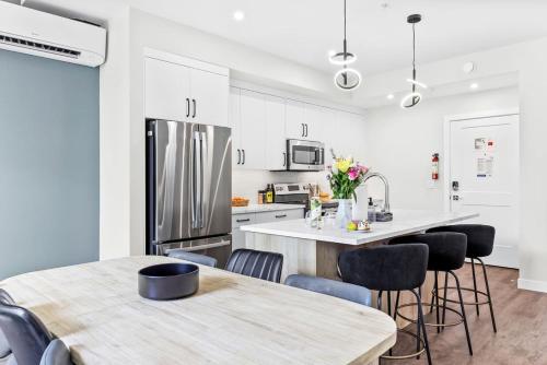 設施, Scenic Riverstone 2BR w/ Balcony + BBQ, Sleeps 6! in 戈爾登市區