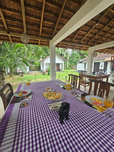 Charitha Rest in Gal Oya National Park