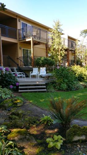 Lewis River Inn - 숙소 외관