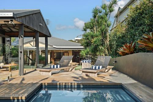 Holiday Home at Sunshine with Pets and HEATED POOL – khách sạn tại Sunshine Beach