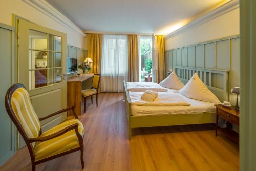 1 queen bed