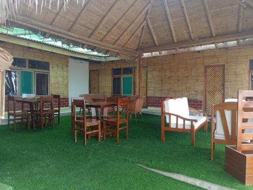 Black Marlin - Restaurant and Lodge in El Alto
