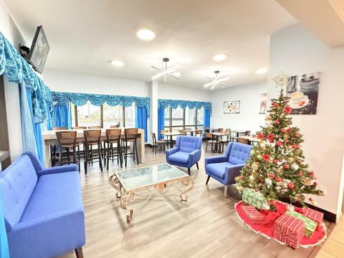 Photo - Baymont by Wyndham Tallahassee