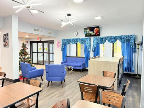 Baymont by Wyndham Tallahassee - image 2