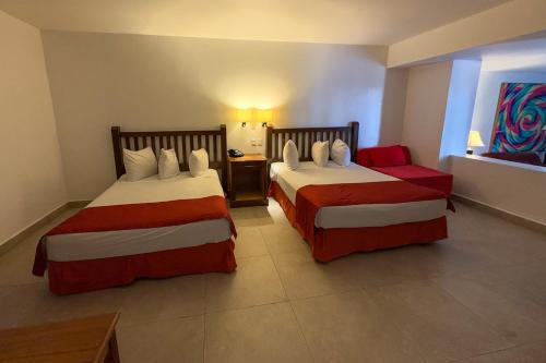 room detail thumbnail 0