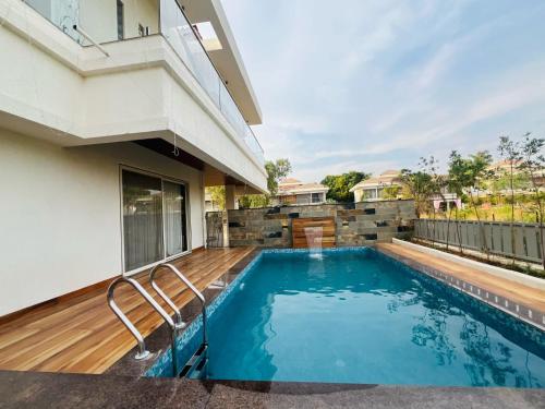 Peldbaseins, Gardenia Villa by Ovi Resort in Malavli