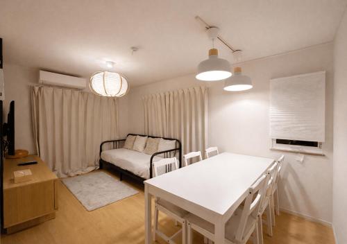 Shinjuku Private Family House Entire 3 Story Home for 9