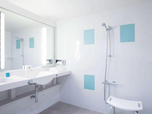 Novotel Glasgow Centre - image 8