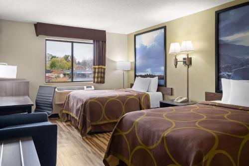 Super 8 by Wyndham Hagerstown - main image