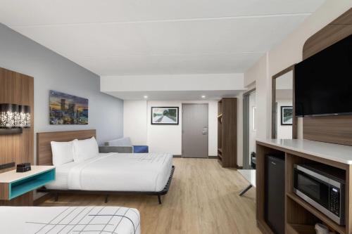 La Quinta by Wyndham Atlanta Roswell - image 6