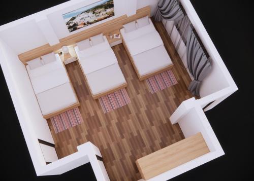 3 twin beds