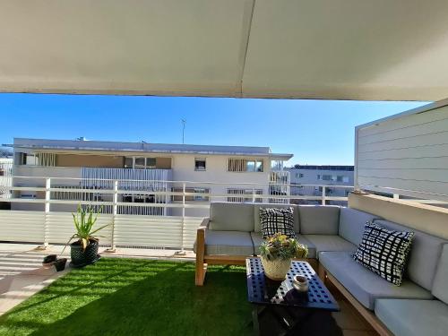 T2 confort proche centre & plages, parking, clim
