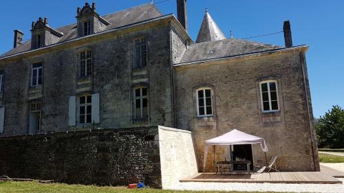 Logement dans château (Logement dans chateau) in Saint-Germain-du-Seudre