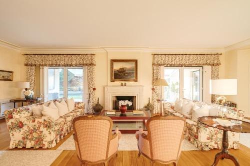 Fairview Villa - image 3