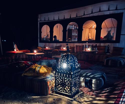 Sahara Magic Luxury Camp & Camel trek in Lac Yasmins