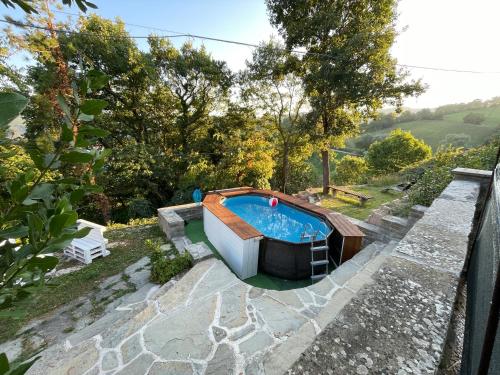 Басейн, Casa Kuraj in Сестіно