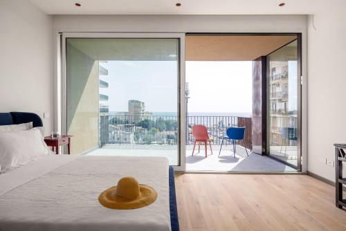 Rotolo Roof 21 5C