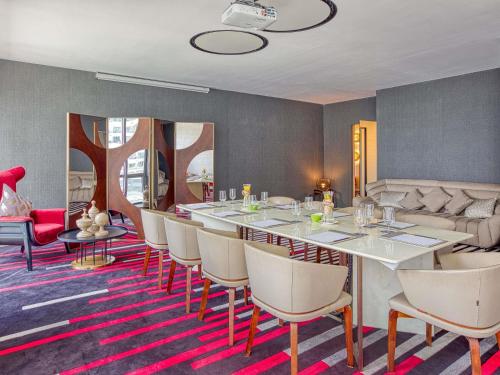 Tagungsräume / Festsäle, Novotel Suites Manila At Acqua in Mandaluyong