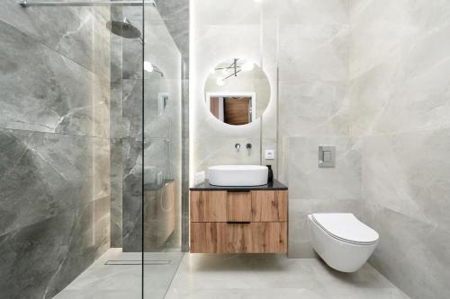 Luxury Sky Jagodno Apartment with Jacuzzi Parking & Terrace by Renters Prestige - image 3