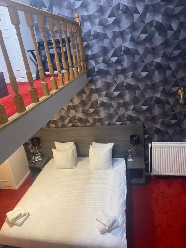 La Bourse Hotel - image 14