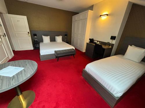 La Bourse Hotel - image 4