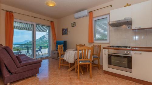 Villa Radic - Makarska by Villas Guide - image 3