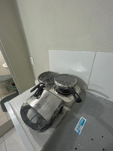 Studio in Maraponga Comfortable Wi-Fi and Security in Jardim Cearense