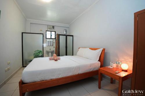 room detail thumbnail 2