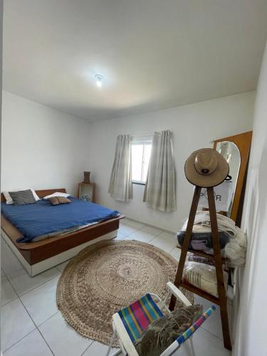 Ancuri retreat with backyard and barbecue area in Pacatuba