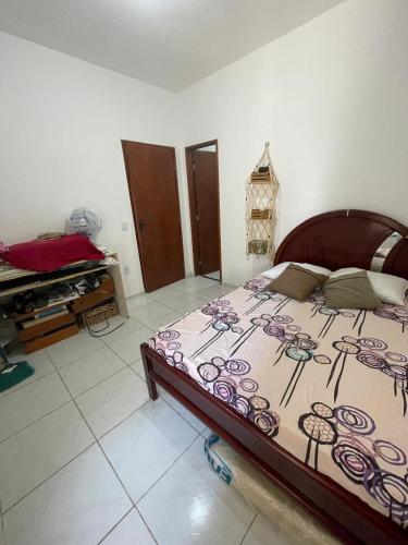 Ancuri retreat with backyard and barbecue area in Pacatuba