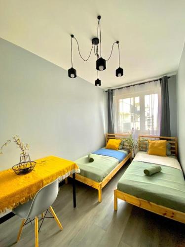 Centre Airport Boutique Designer Bath, 3-4 days best offer, Kitchen, Balkony, Aircon, Warsaw