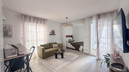 Studio récent avec terrasse Airbus Aéroport – khách sạn tại Colomiers