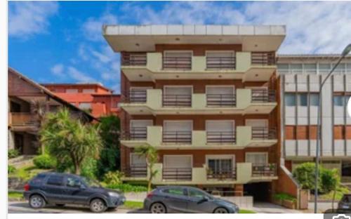 Departamento de 3 ambientes a pasos de Playa Varese