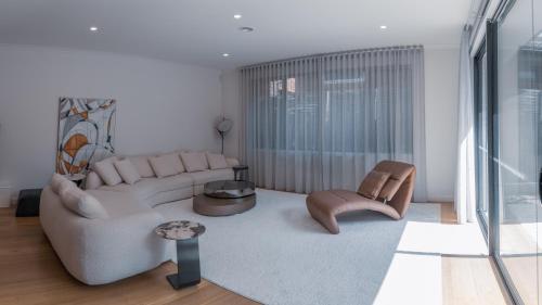 Luxury 4BR w Modern Kicthen & fantastic location in 萬提那