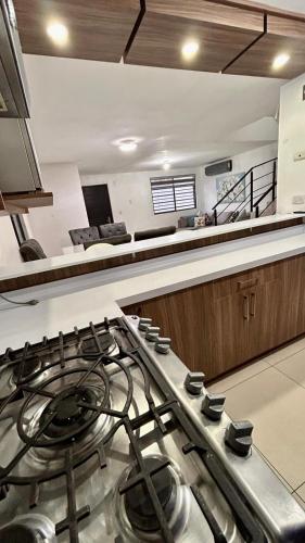 Casa Valle de Cumbres 4 habitaciones Facturamos in 昆夫雷斯