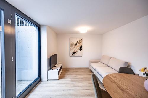 The R Apartment Roggen, new, Parking, washing machine in Kestenholz, Schweiz
