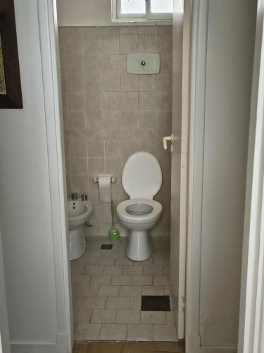 Depto de 2 ambientes a 1 cuadra de plaza Colón y 2 de la playa