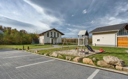 Domki z jacuzzi Zacisze w Górach, Sosnówka