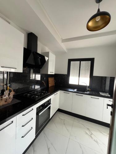 Superbe appartement a ain zaghouen - proche aéroport (Superbe appartement a ain zaghouen - proche aeroport) in El Aouina