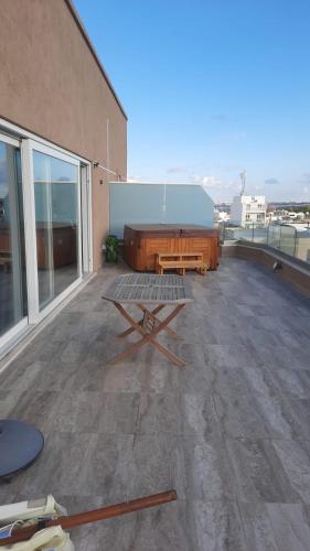 設施, Luxurious Modern Penthouse in 阿塔德