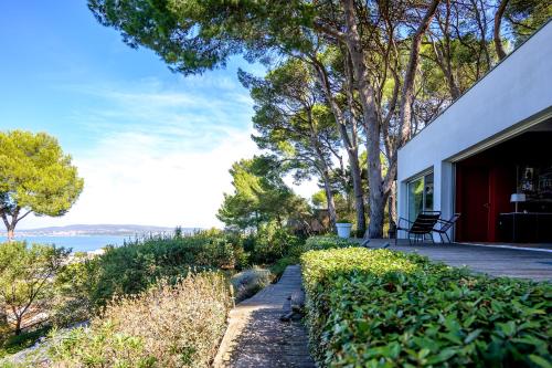 Maison Méditerranéenne dans les pins, Mont Saint Clair Sète