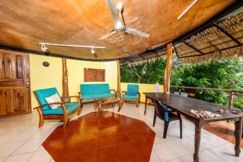 Oceanview Treetop Casita - Walk to Beach, Private, and Eco in 艾尔吉甘特